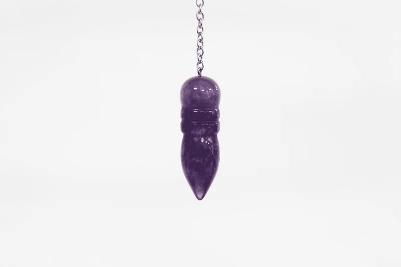 Péndulo de radiestesia con mineral natural amatista